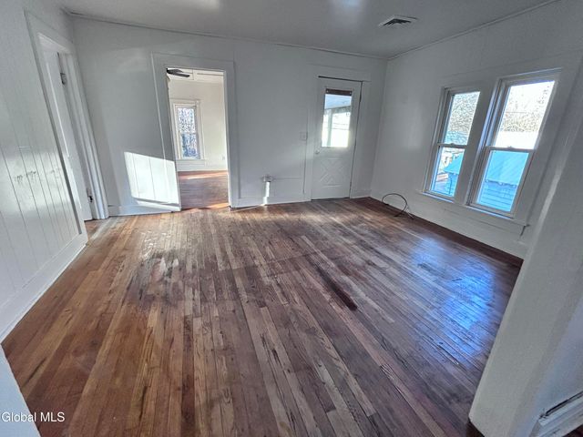 16 Montcalm Street, Glens Falls, NY 12801