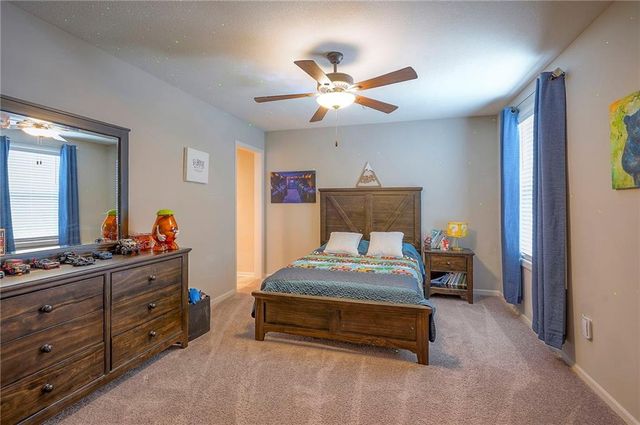 16471 S Parkwood Street, Olathe, KS 66062