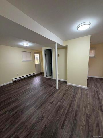 285 Sheep Pasture Road, East Setauket, NY 11733