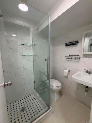 285 Sheep Pasture Road, East Setauket, NY 11733