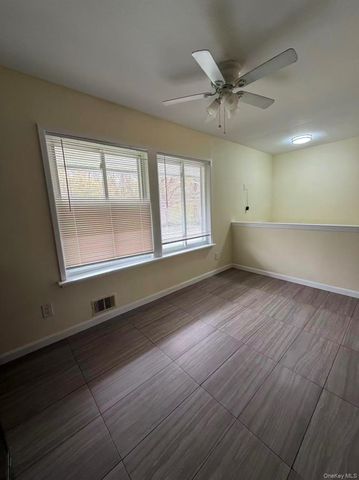 285 Sheep Pasture Road, East Setauket, NY 11733