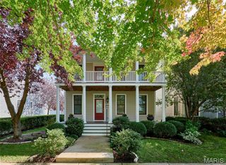 3214 S Canal Way, St Charles, MO 63301