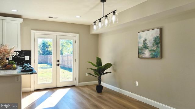 1008 LAFAYETTE BLVD, Fredericksburg, VA 22401