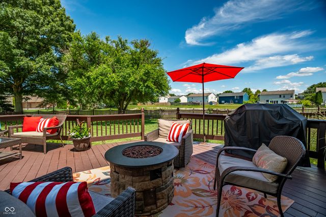 10228 Talladega Court, Fishers, IN 46038