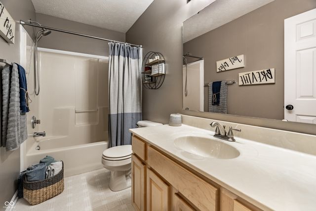 10228 Talladega Court, Fishers, IN 46038