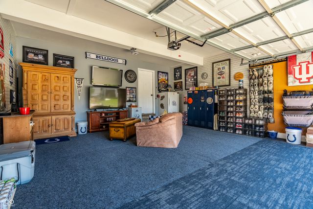 10228 Talladega Court, Fishers, IN 46038