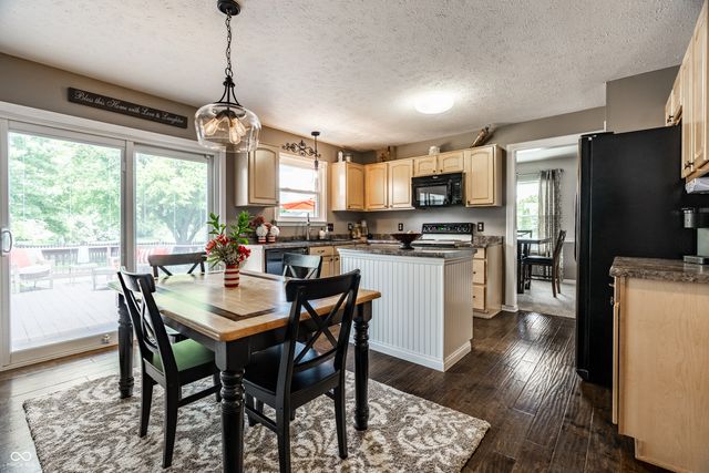 10228 Talladega Court, Fishers, IN 46038