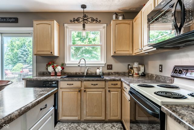 10228 Talladega Court, Fishers, IN 46038