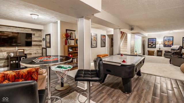 10228 Talladega Court, Fishers, IN 46038