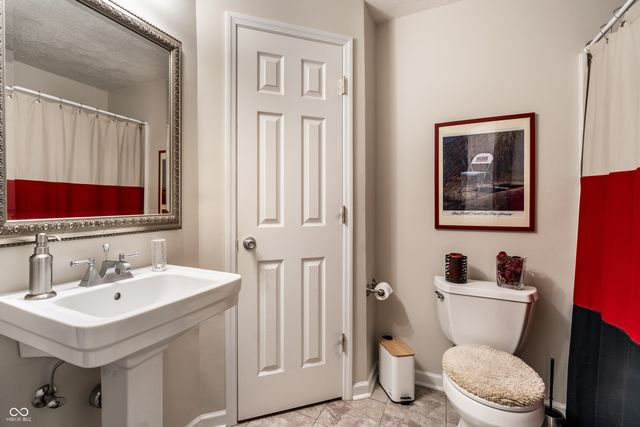 10228 Talladega Court, Fishers, IN 46038