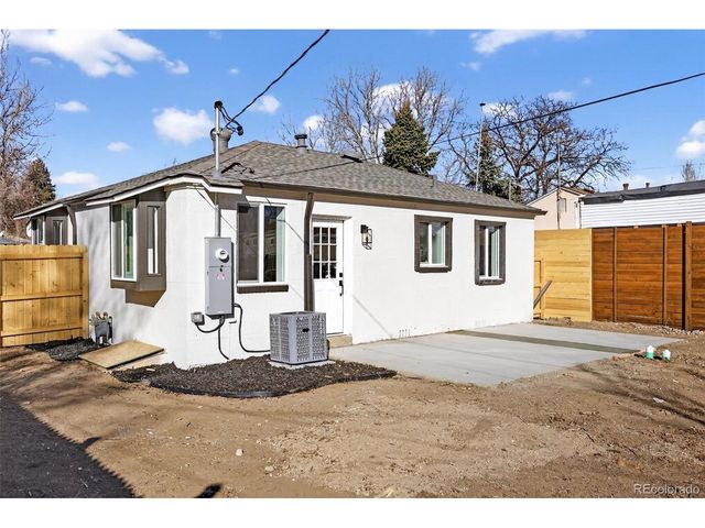 1638 Wabash St, Denver, CO 80220