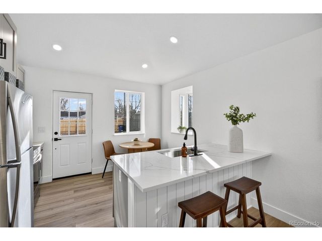 1638 Wabash St, Denver, CO 80220