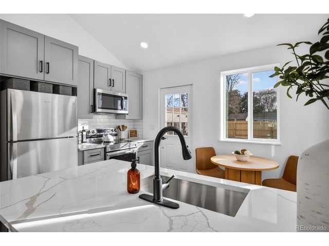 1638 Wabash St, Denver, CO 80220