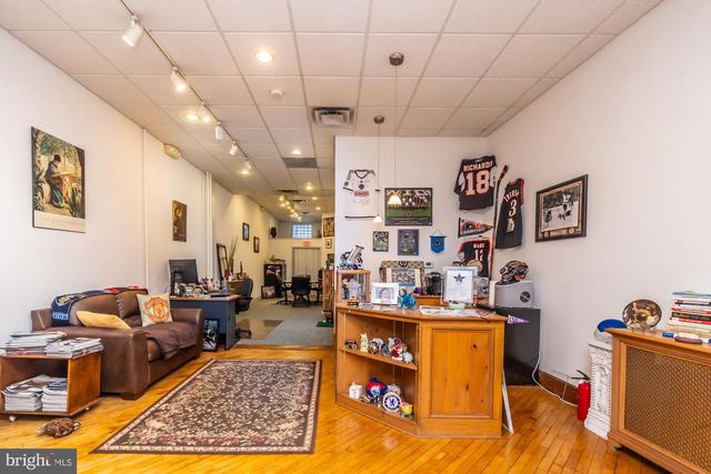 107 W STATE ST, Kennett Square, PA 19348