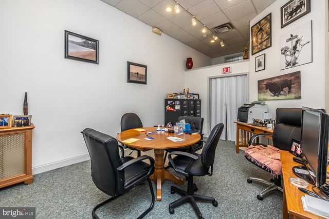 107 W STATE ST, Kennett Square, PA 19348