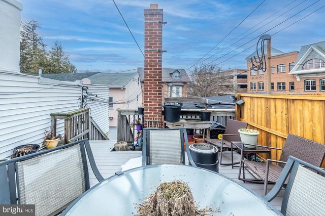 107 W STATE ST, Kennett Square, PA 19348