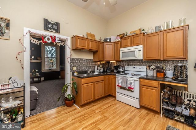 107 W STATE ST, Kennett Square, PA 19348