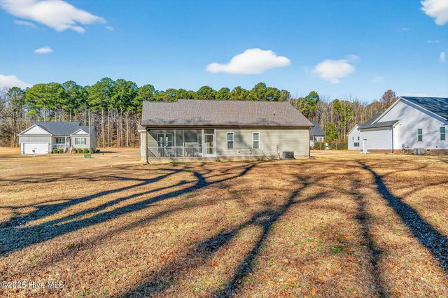 102 Hawk Place, Goldsboro, NC 27530