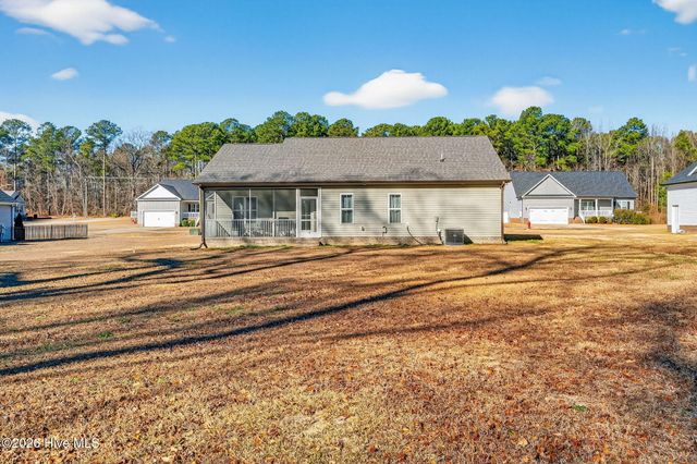 102 Hawk Place, Goldsboro, NC 27530