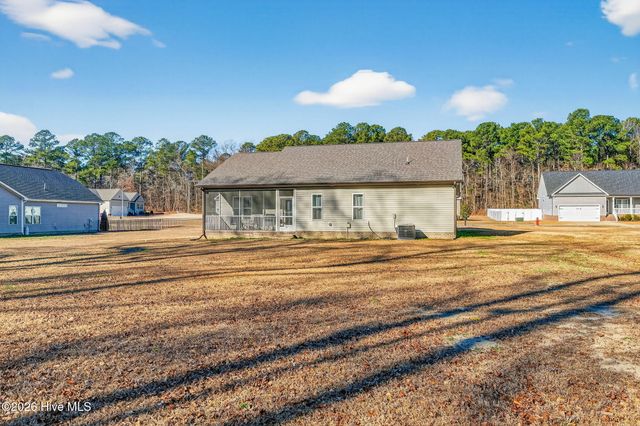 102 Hawk Place, Goldsboro, NC 27530