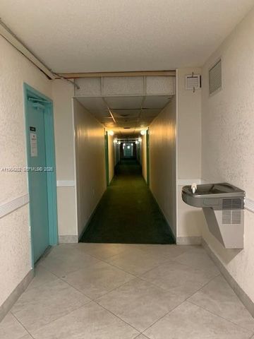 5530 NW 44th Street 111C, Lauderhill, FL 33319