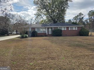 614 E 26th Avenue, Cordele, GA 31015