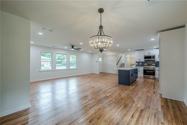 2550 Miriam Lane, Decatur, GA 30032