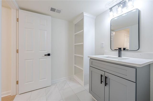 2550 Miriam Lane, Decatur, GA 30032