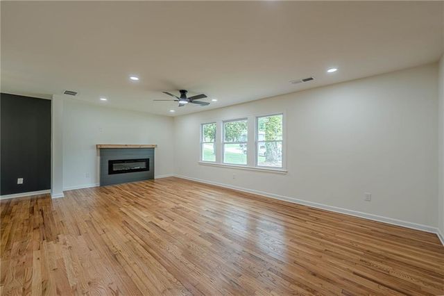 2550 Miriam Lane, Decatur, GA 30032