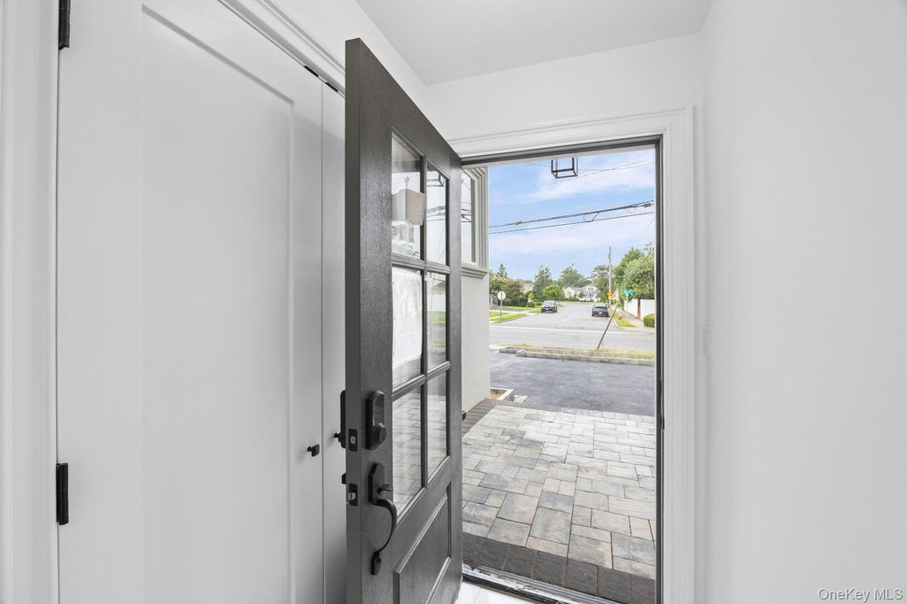 2819 Bay Drive, Merrick, NY 11566 — photo 4