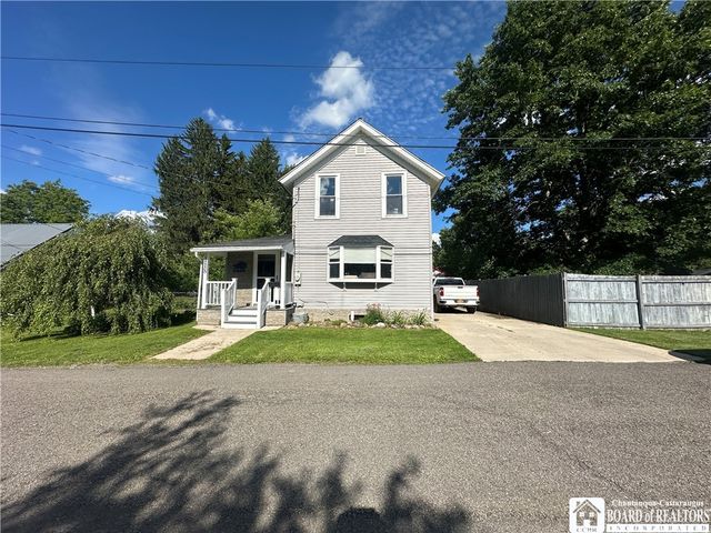 118 Chestnut Street, Concord, NY 14141