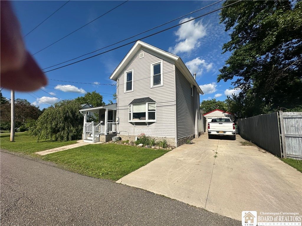 118 Chestnut Street, Concord, NY 14141