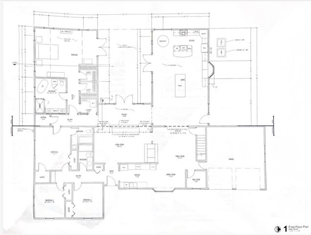 9408 Wenonga Road, Leawood, KS 66206