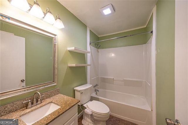 1111 Clairemont Avenue J2, Decatur, GA 30030