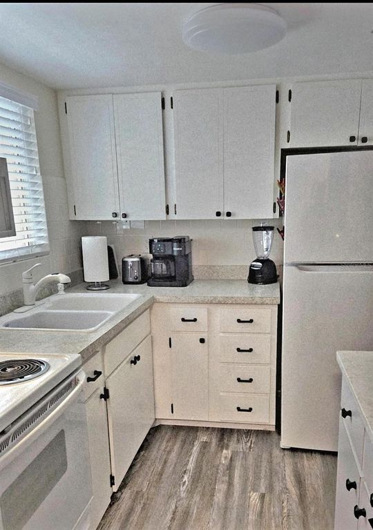 5942 WELCOME ROAD H24, Bradenton, FL 34207