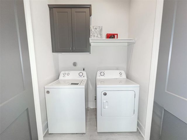 2404 Saint Charles Street, Houston, TX 77004