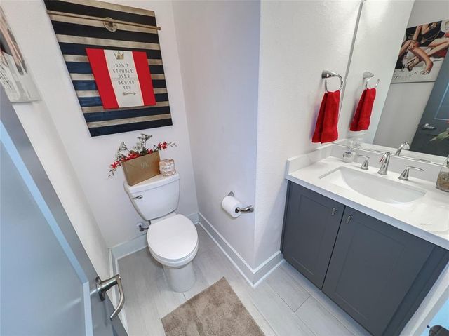 2404 Saint Charles Street, Houston, TX 77004