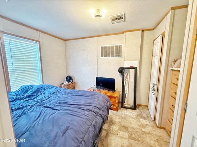 2496 Eagles Landing Drive, Marianna, FL 32446