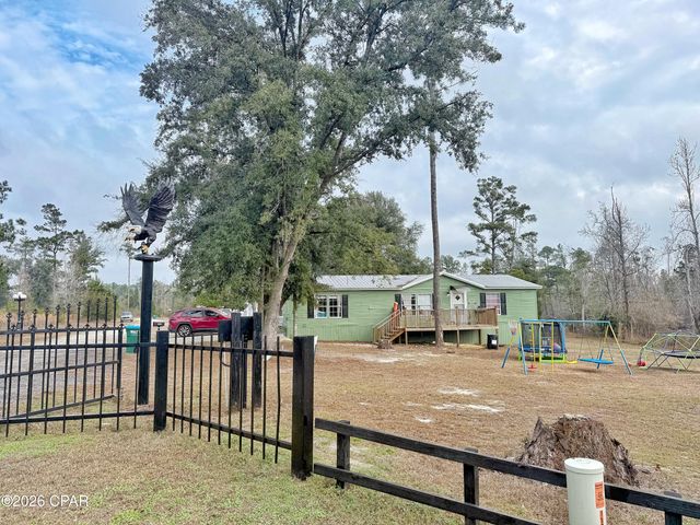 2496 Eagles Landing Drive, Marianna, FL 32446