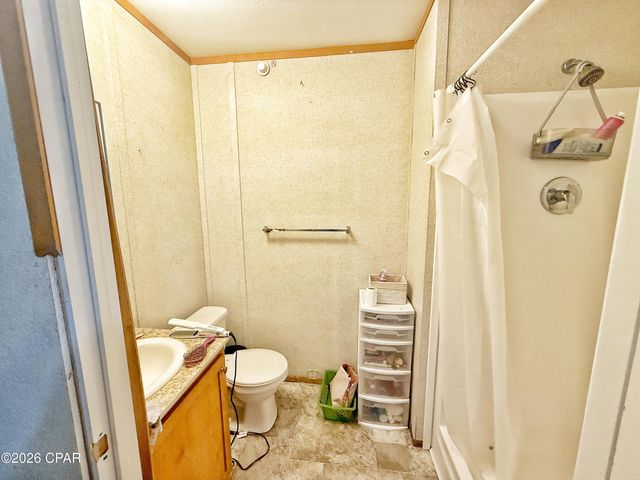 2496 Eagles Landing Drive, Marianna, FL 32446