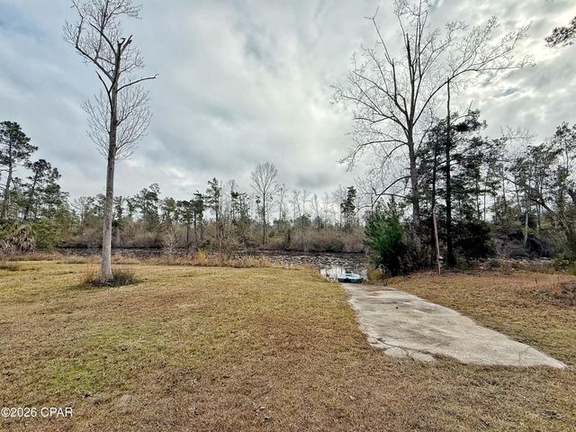 2496 Eagles Landing Drive, Marianna, FL 32446