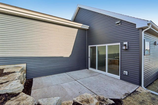 4824 Lacy Road, Fitchburg, WI 53711