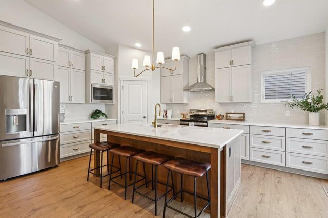 4824 Lacy Road, Fitchburg, WI 53711