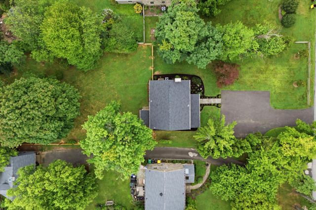49 W SKIPPACK PIKE, Ambler, PA 19002
