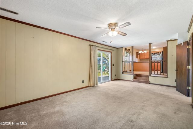 4925 Pleasant Oaks Drive, Wilmington, NC 28412