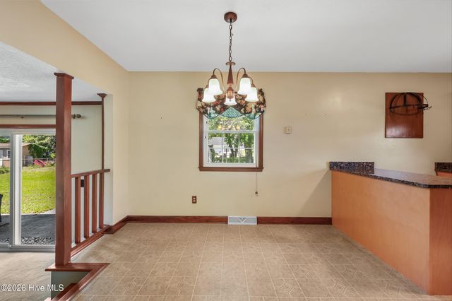 4925 Pleasant Oaks Drive, Wilmington, NC 28412