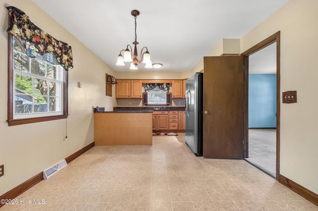 4925 Pleasant Oaks Drive, Wilmington, NC 28412