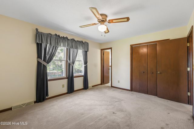 4925 Pleasant Oaks Drive, Wilmington, NC 28412