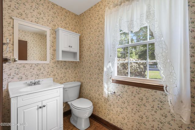 4925 Pleasant Oaks Drive, Wilmington, NC 28412