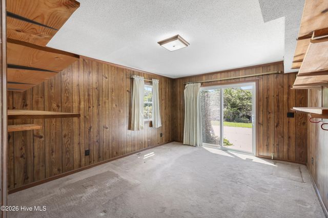 4925 Pleasant Oaks Drive, Wilmington, NC 28412